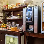 Austin's Arts Et Metiers Hotell 3*