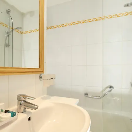 Austin's Arts Et Metiers 3*