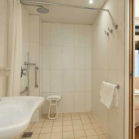 Austin's Arts Et Metiers Hotell 3*