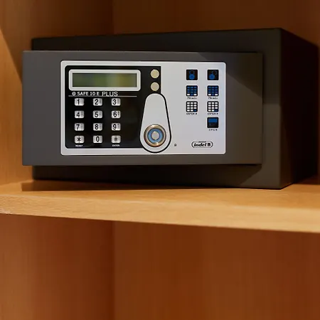 Austin's Arts Et Metiers 3*