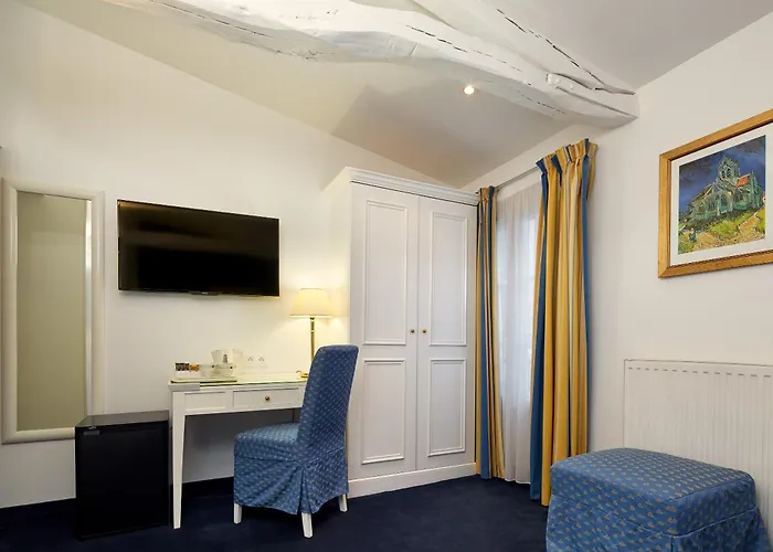 오스틴스 아르 에 메티에 파리