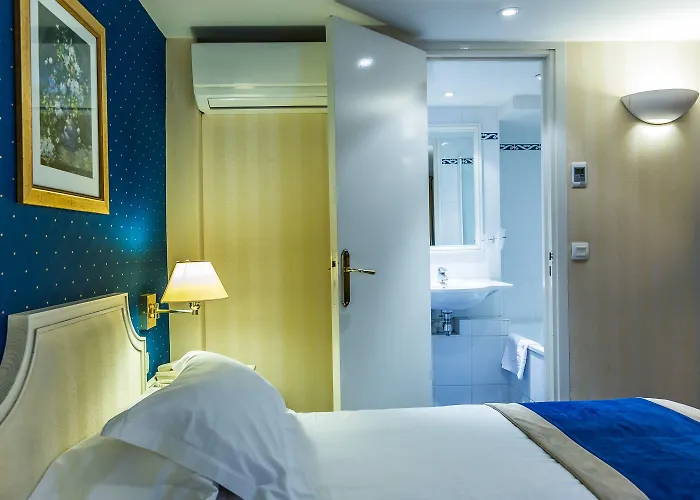 오스틴스 아르 에 메티에 호텔 3*