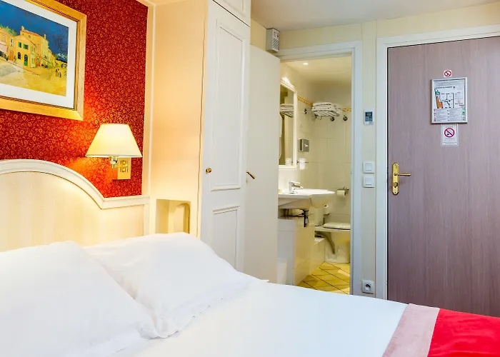 Austin's Arts Et Metiers Hotel