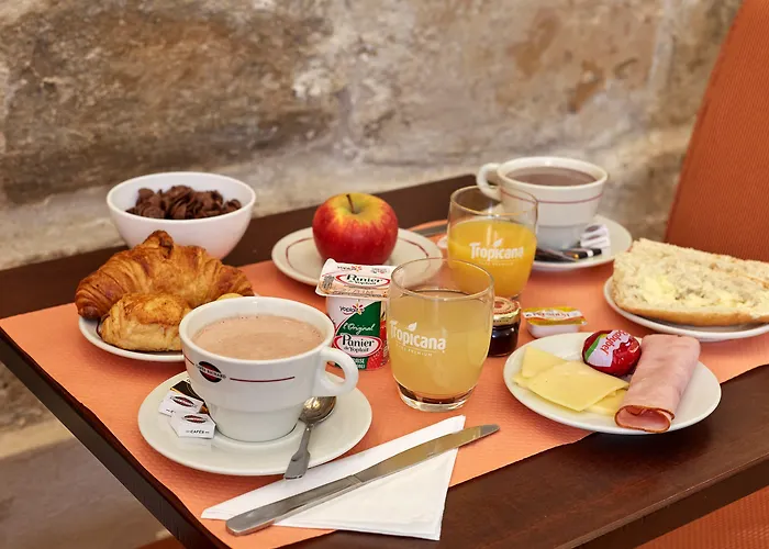 Hotel Austin's Arts Et Metiers 3*
